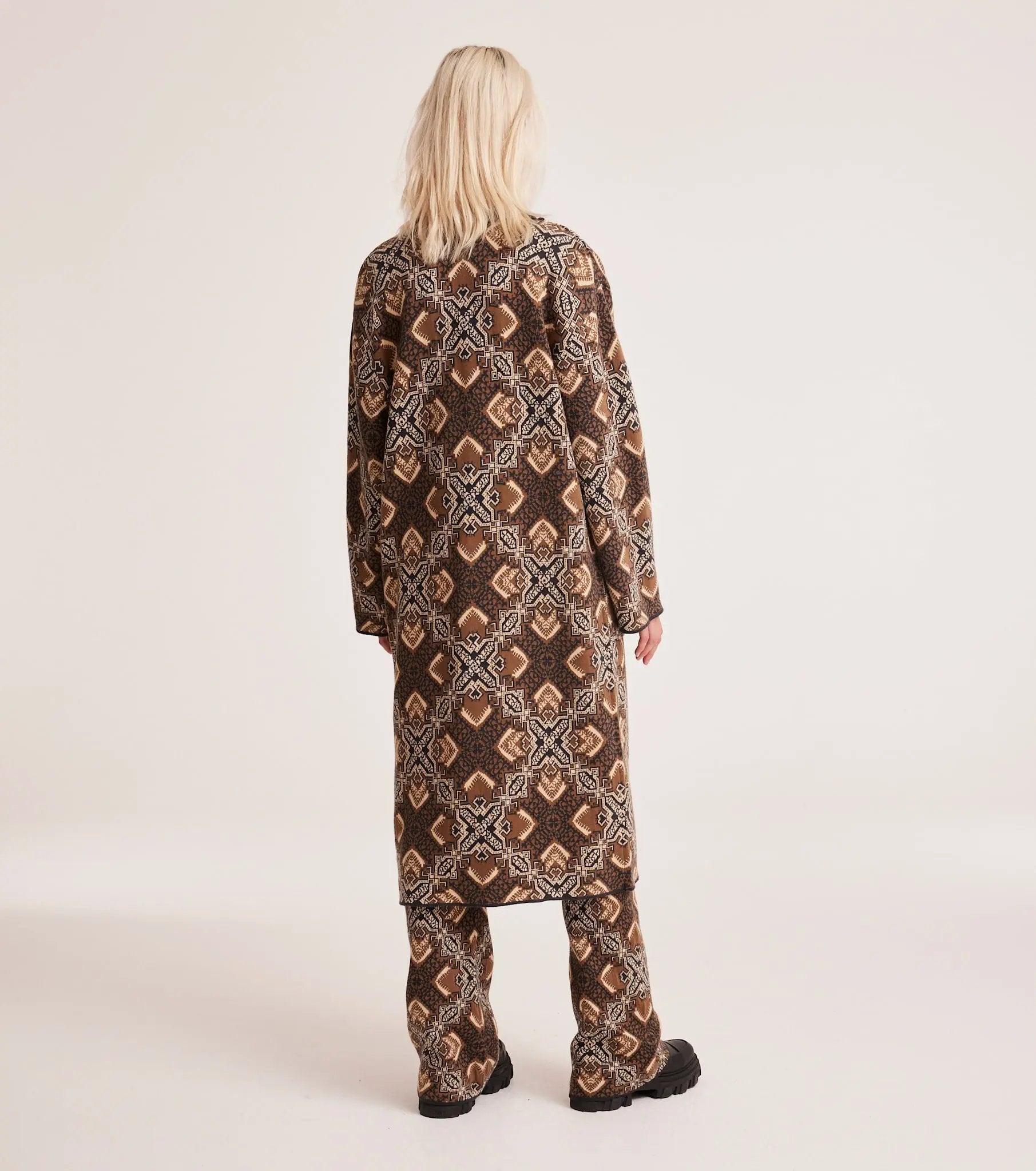 Elaine Long Cardigan Odd Molly